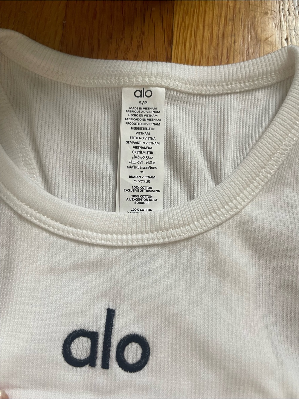 ALO Yoga White Ribbed Cropped Tank with Black Logo Centered - Picture 5 of 5